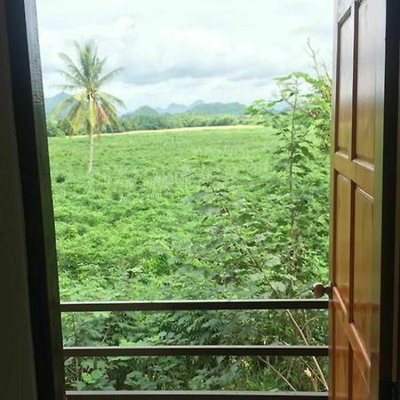 Baan Meesap Hotel Mu Si Buitenkant foto